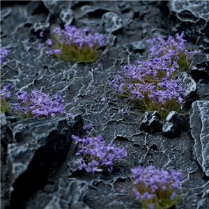 Gamer's Grass Tufts: Violet Flowers